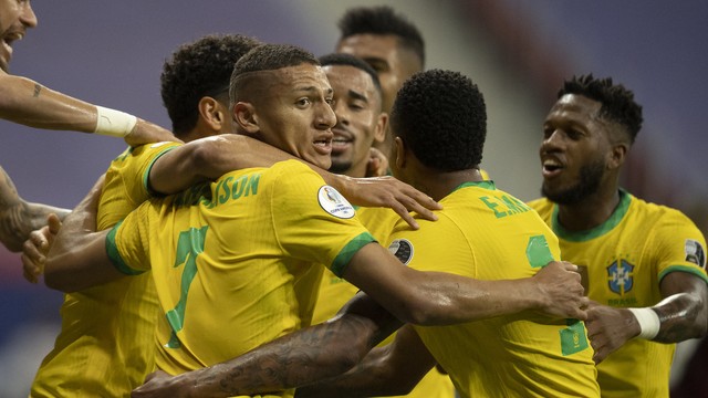 Sem muito esforço, Brasil faz 3 a 0 na Venezuela na abertura da Copa América