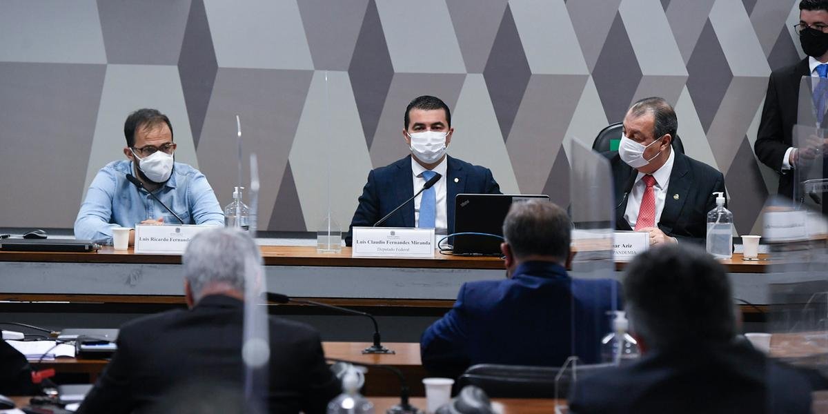 AQUISIÇÃO DA COVAXIN: Luis Ricardo em mensagem a Luis Miranda falou sobre cobrança de propina