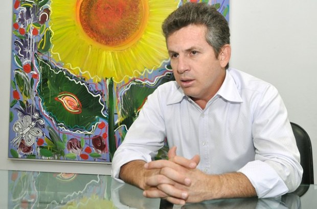  Mauro Mendes e juíza aposentada do Trabalho têm bens bloqueados por juíz federal 