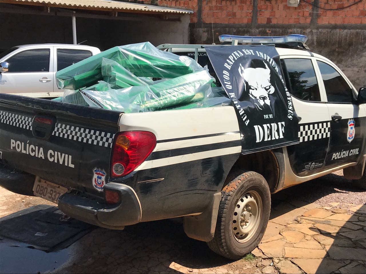 CAUSA E EFEITO PERVERSO: Maconha mais cara nas “bocas de fumo” reflete no aumento da onda de furtos e roubos. Qual a saída?