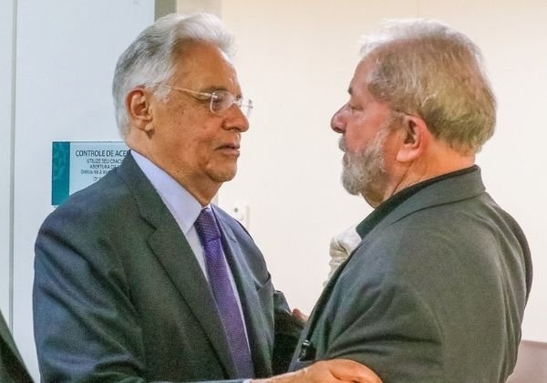 PT e PSDB, apesar das diferenças precisam se unir para fortalecer o “centro democrático”, defende cientista político tucano