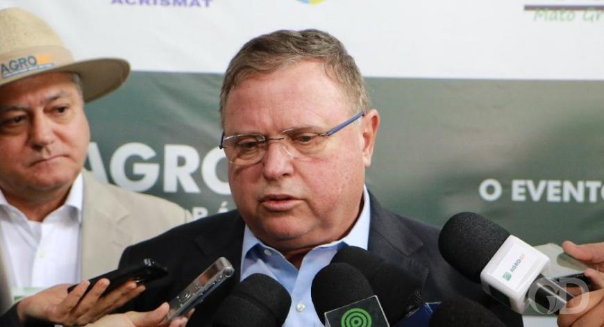 Blairo Maggi liga para o presidente da Aprosoja e critica atuação da entidade de classe do agro em manifestação política bolsonarista