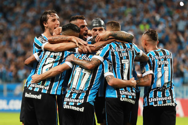 Grêmio dá show, goleia Cerro Porteño e assume liderança de grupo da Libertadores