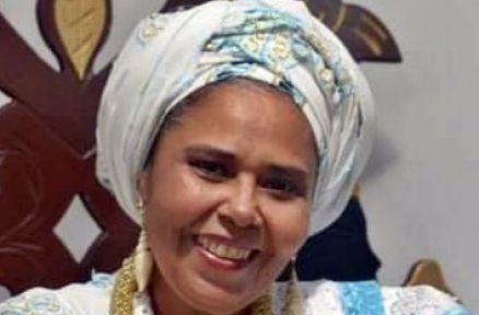 ESCREVE MÃE DE SANTO EM MT: “Herança da escravidão que dizia que os negros não possuíam alma”, é raíz de preconceitos contra religiões de matriz africana